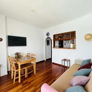 https://maravillosas-vistas-en-sea-houses-primera-lnea-del-mar.in-canary-islands.com