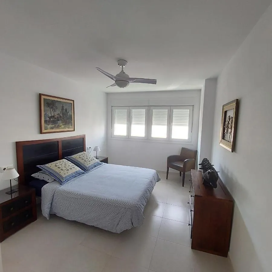 Apartamento Frente A La Playa Piso 3 Estepona