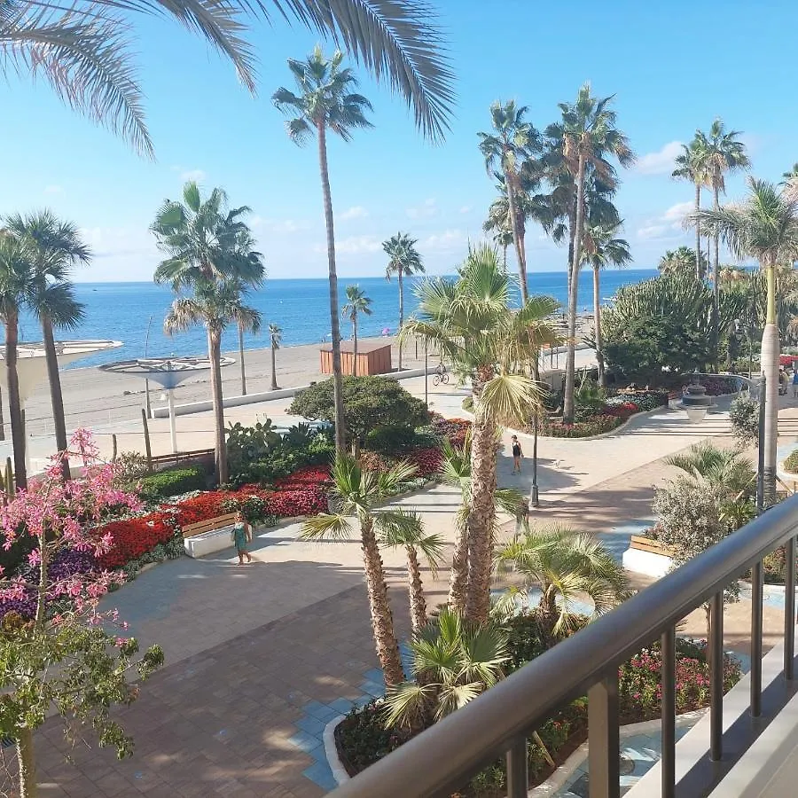 Apartment Apartamento Frente A La Playa Piso 3 Estepona Spain