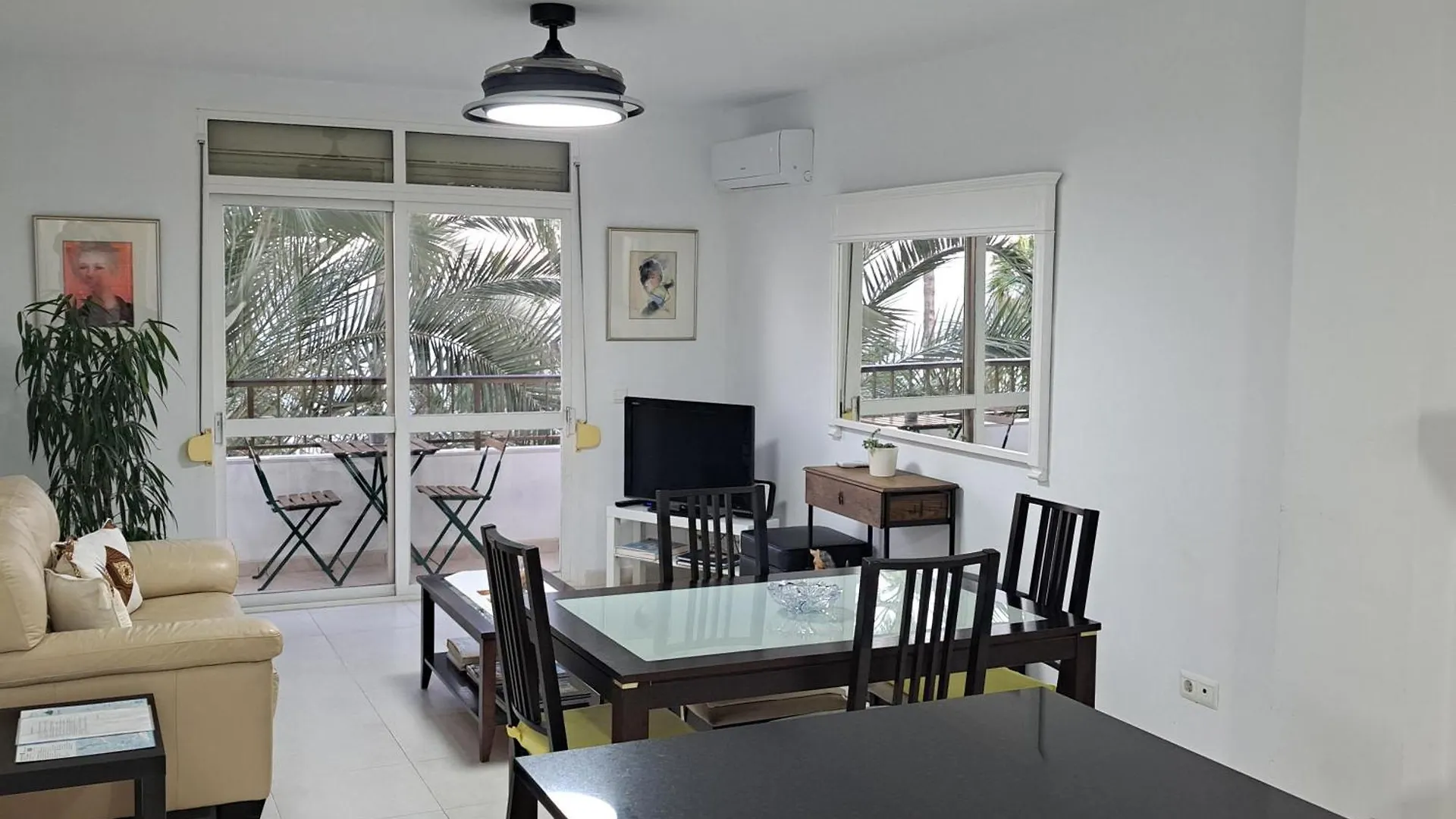Apartamento Frente A La Playa Piso 3 Estepona Spain